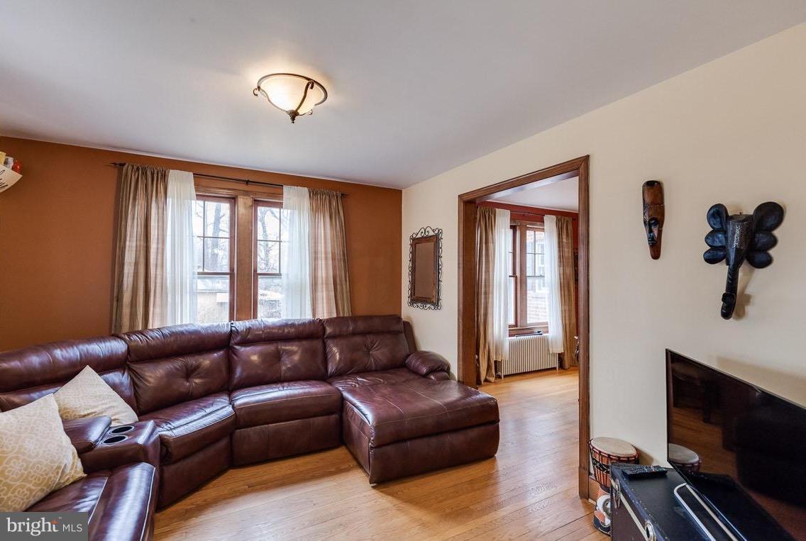 4117 Jones Bridge Road Chevy Chase, MD 20815 - Photo 11 of 29 Family Room