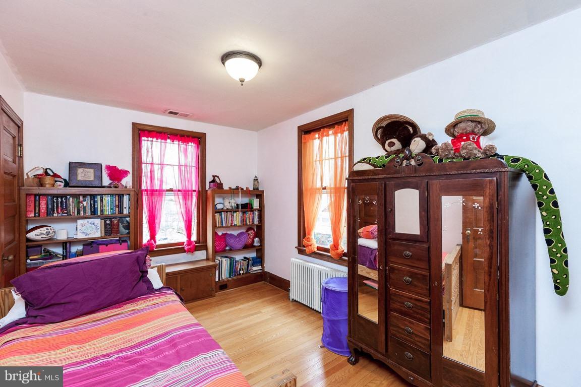 4117 Jones Bridge Road Chevy Chase, MD 20815 - Photo 18 of 29 Bedroom