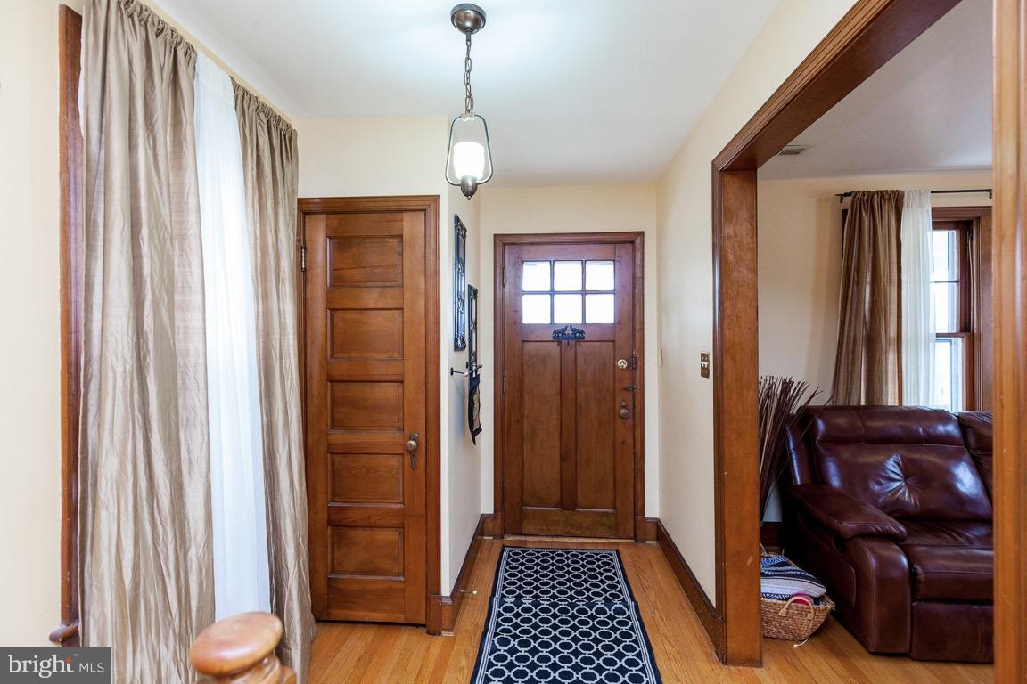 4117 Jones Bridge Road Chevy Chase, MD 20815 - Photo 25 of 29 Interior (General)