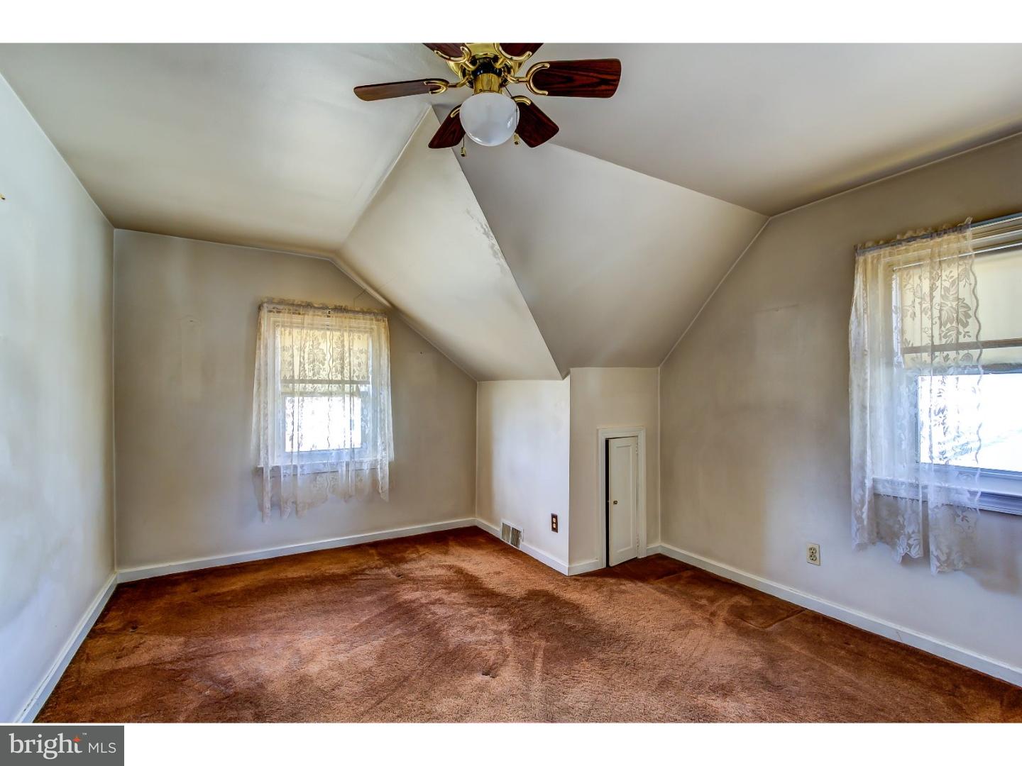 1204 Meadow Road Woodlyn, PA 19094 - Photo 16 of 18 Gallery Image 16