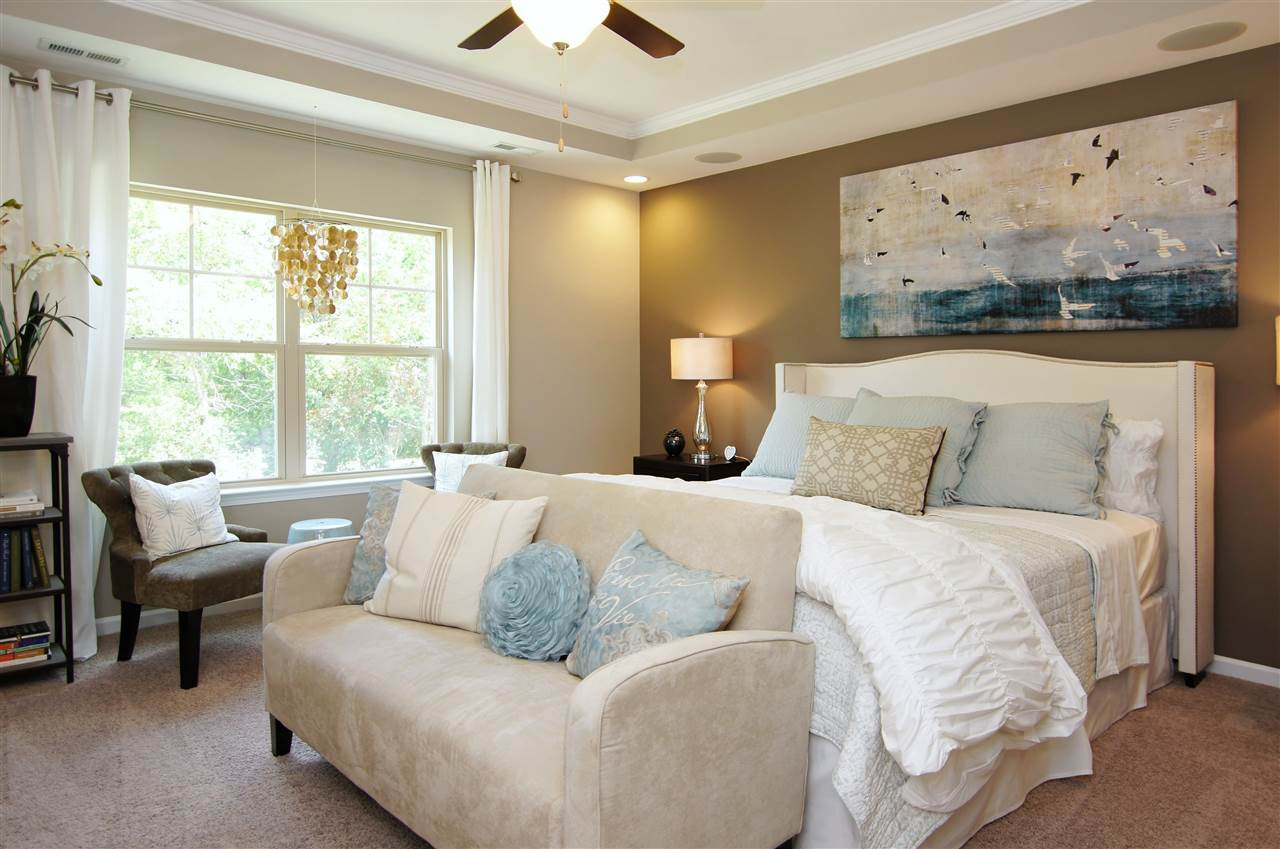 826 Wickham Ridge Road, Unit 6 Apex, NC 27539 - Photo 16 of 25 Grand Master Suite