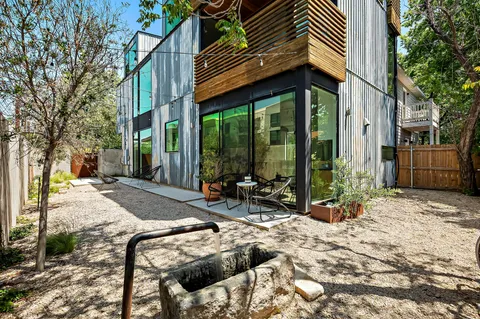$1,295,000 | 2201 Santa Rosa Street, Austin, TX 78702