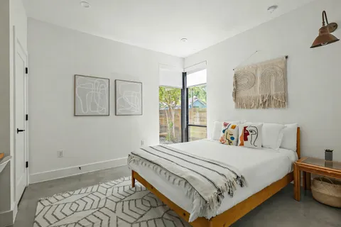 $1,295,000 | 2201 Santa Rosa Street, Austin, TX 78702