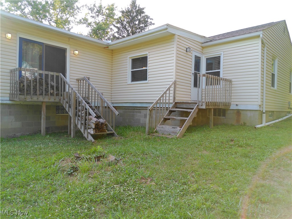 5476 Chippewa Road Medina, OH 44215 - Photo 3 of 30 Back of property featuring crawl space, a lawn, and entry steps