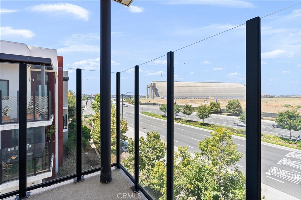 303 Lodestar Tustin, CA 92782 - Photo 21 of 37