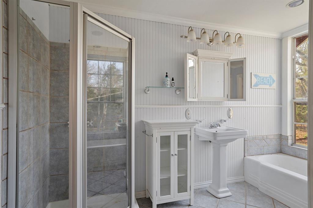 US Bath-airy and brighten!