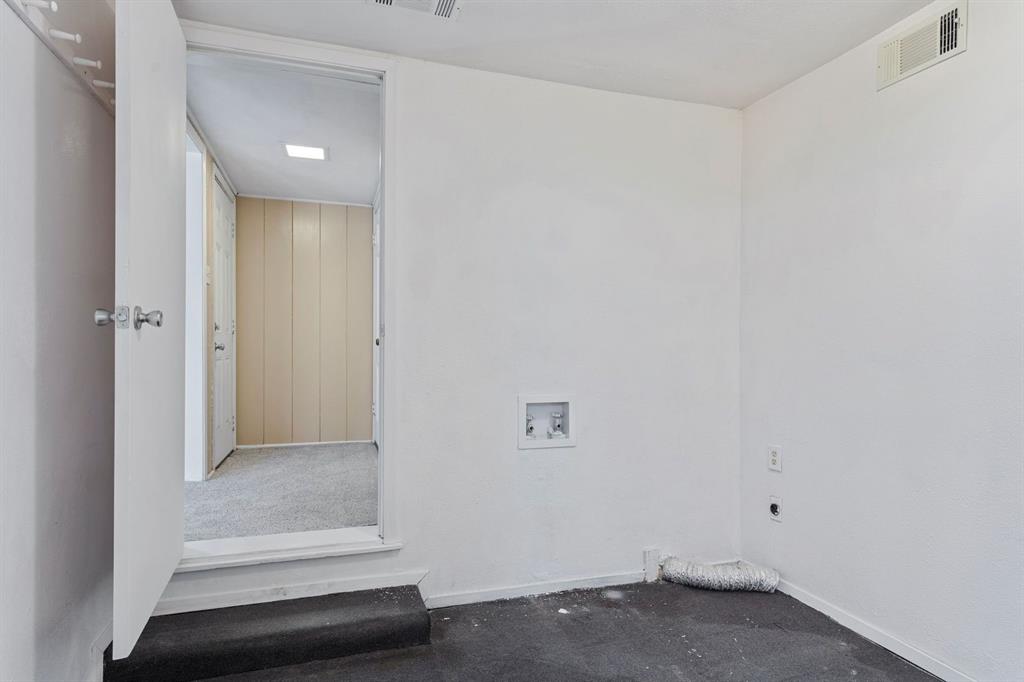 4120 Interstate 30 Campbell, TX 75422 - Photo 24 of 37 Laundry room and extra space