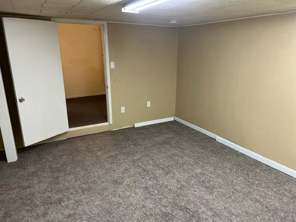 4120 Interstate 30 Campbell, TX 75422 - Photo 25 of 36 an empty room with windows