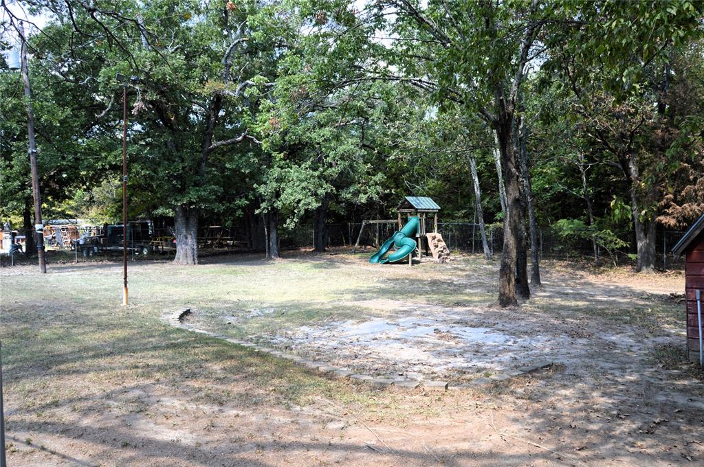4120 Interstate 30 Campbell, TX 75422 - Photo 33 of 37 Back yard