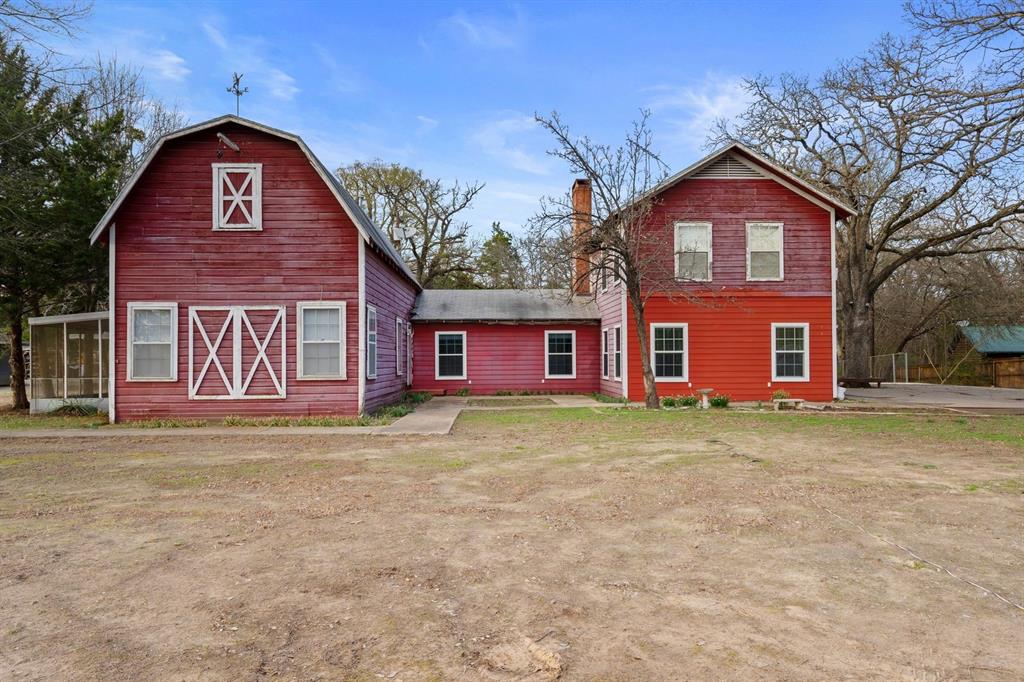 4120 Interstate 30 Campbell, TX 75422 - Photo 6 of 37 Farm style home with loads of history