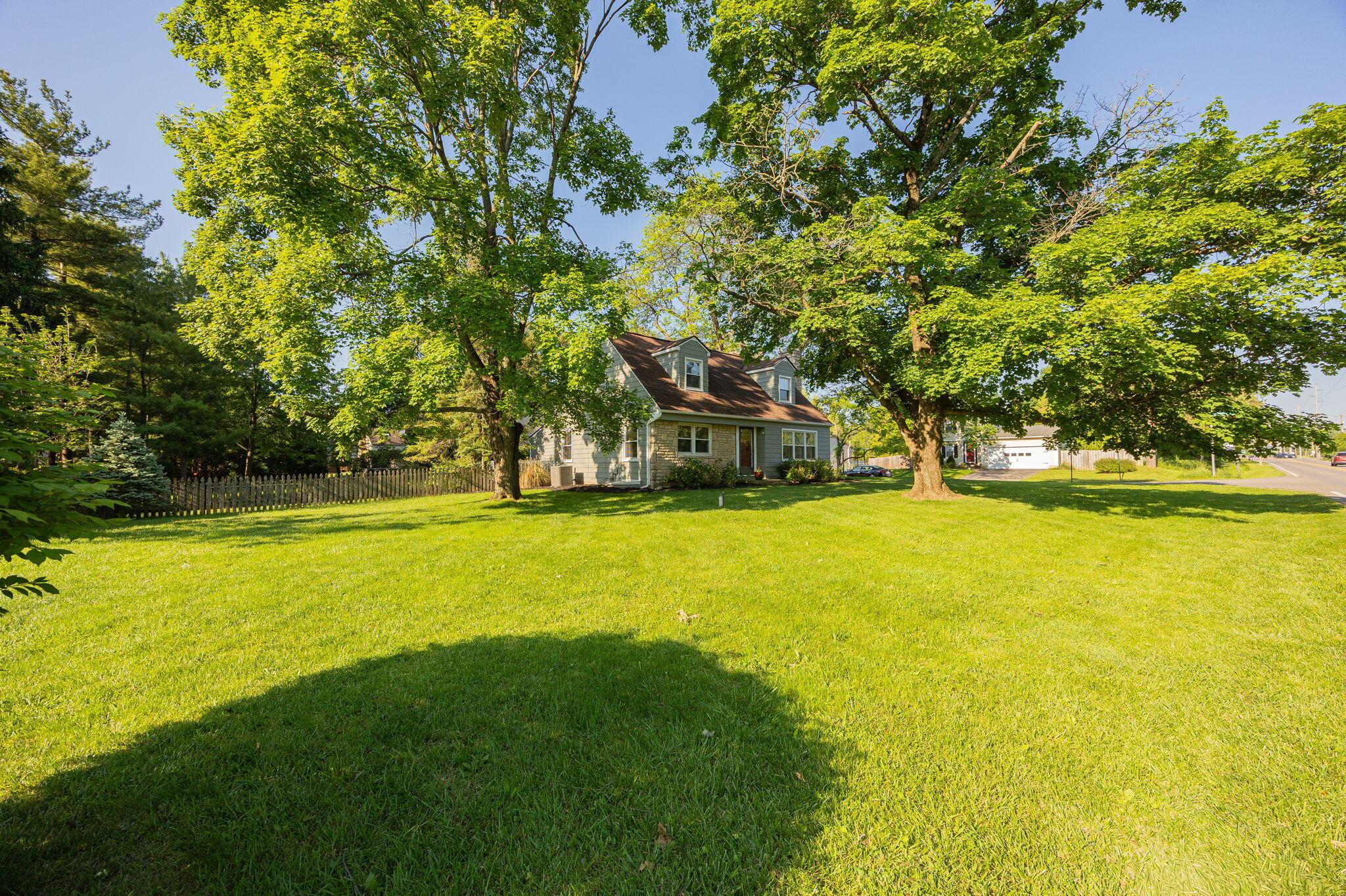 2701 Snouffer Road Columbus, OH 43235 - Photo 4 of 47