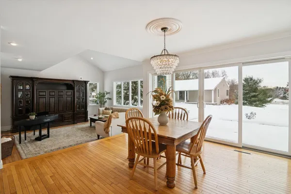 $905,000 | 17490 G-Drive North, Marshall, MI 49068