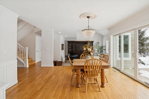 $905,000 | 17490 G-Drive North, Marshall, MI 49068