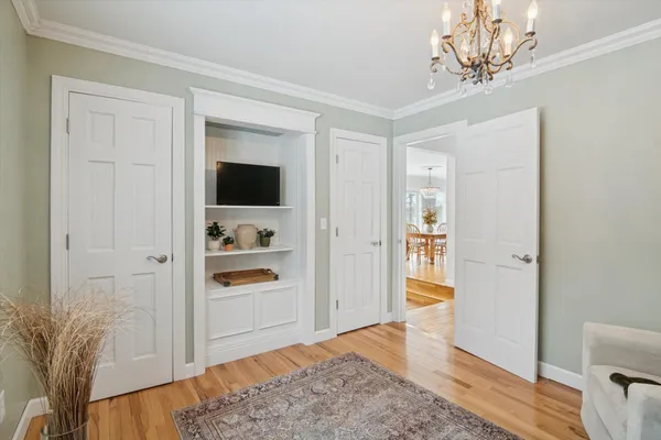 $905,000 | 17490 G-Drive North, Marshall, MI 49068