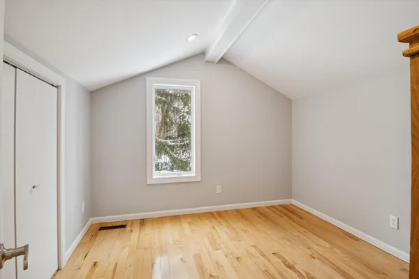 $905,000 | 17490 G-Drive North, Marshall, MI 49068