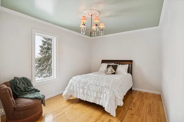 $905,000 | 17490 G-Drive North, Marshall, MI 49068