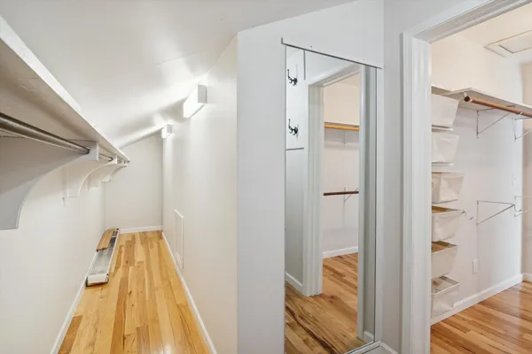 $905,000 | 17490 G-Drive North, Marshall, MI 49068