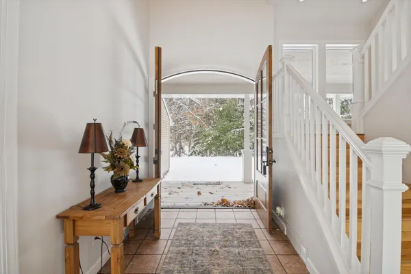 $905,000 | 17490 G-Drive North, Marshall, MI 49068