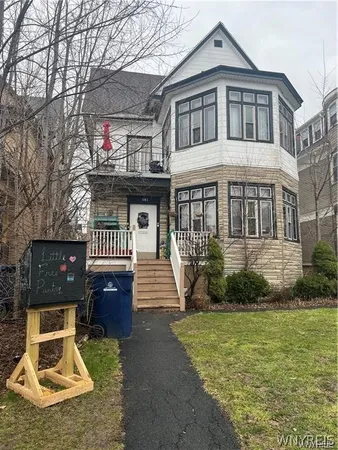$1,950 | 581 Richmond Avenue, Buffalo, NY 14222