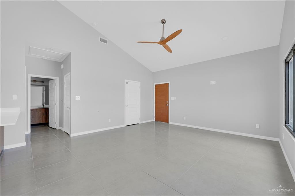700 Oriole Road, Unit 2 Weslaco, TX 78596 - Photo 3 of 12 a view of an empty room
