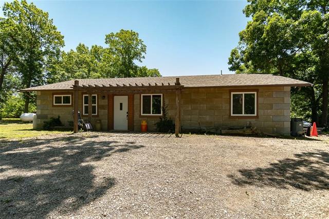 9703 East Quail Run Road Ozawkie, KS 66070 - Photo 1 of 1 Gallery Image 1