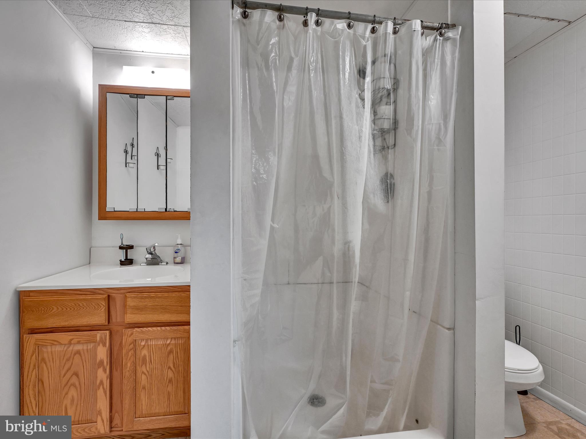 340 Kunkel Road Kutztown, PA 19530 - Photo 23 of 35 Bathroom