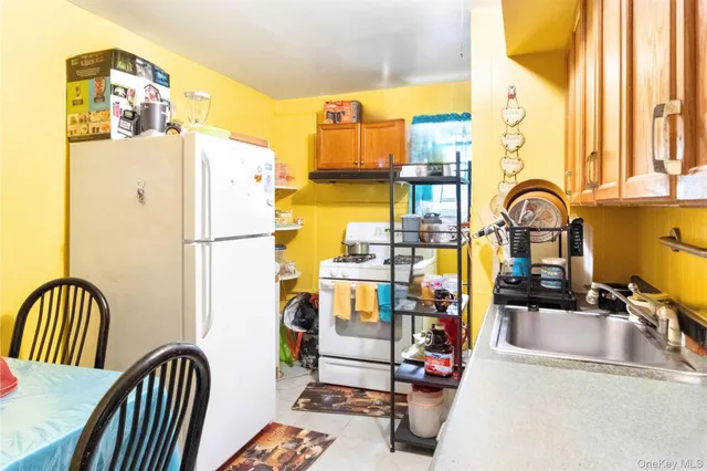 a kitchen with lots of counter top space