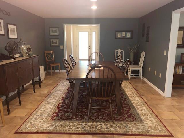 4355 Washington Street Columbus, IN 47203 - Photo 12 of 48 Gallery Image 12