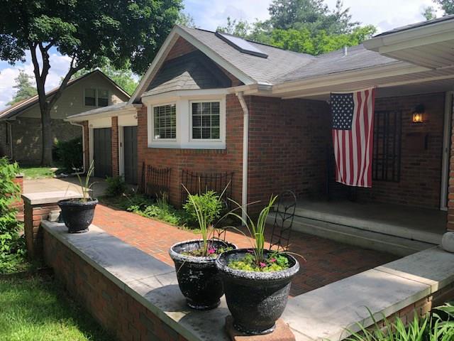 4355 Washington Street Columbus, IN 47203 - Photo 3 of 48 Gallery Image 3