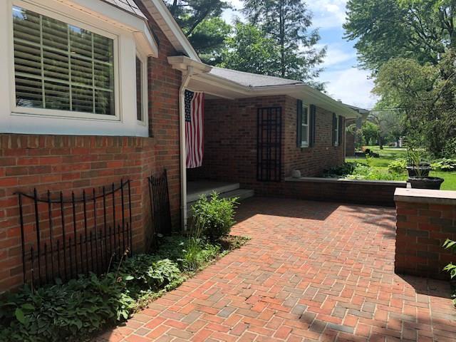 4355 Washington Street Columbus, IN 47203 - Photo 5 of 48 Gallery Image 5