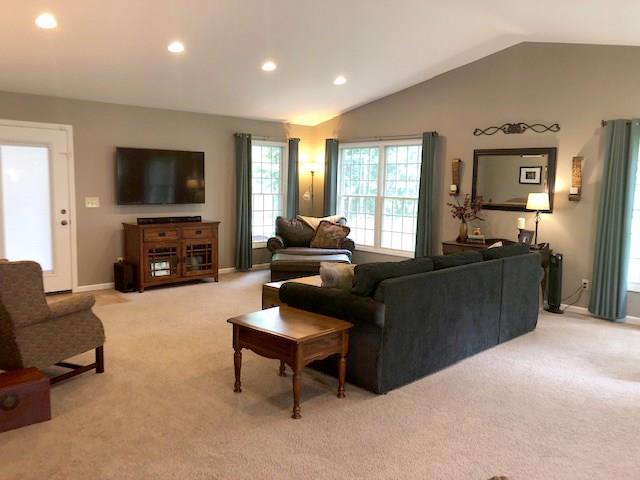 4355 Washington Street Columbus, IN 47203 - Photo 6 of 48 Gallery Image 6
