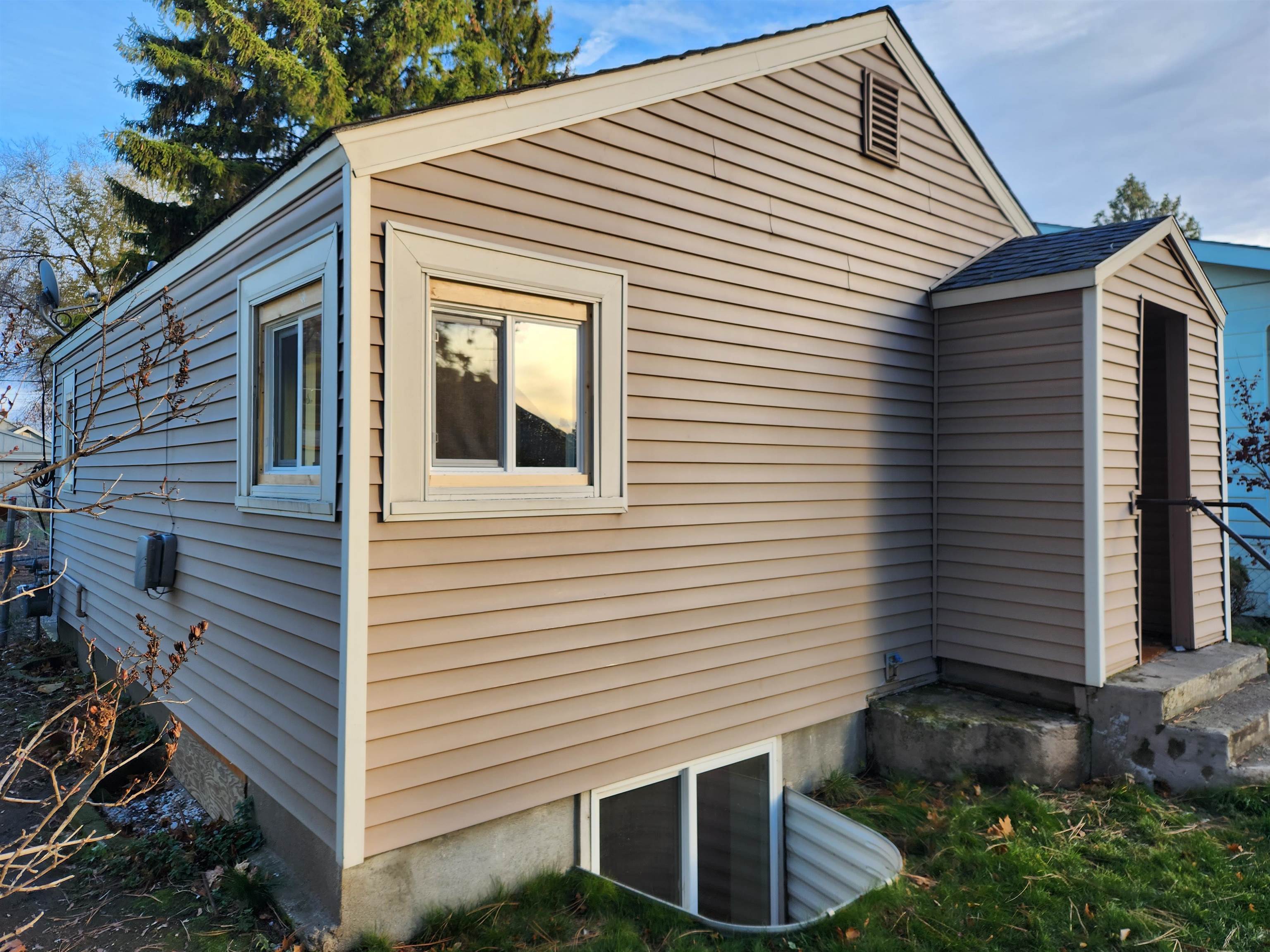 6006 North Calispel Street Spokane, WA 99205 - Photo 1 of 14 Gallery Image 1
