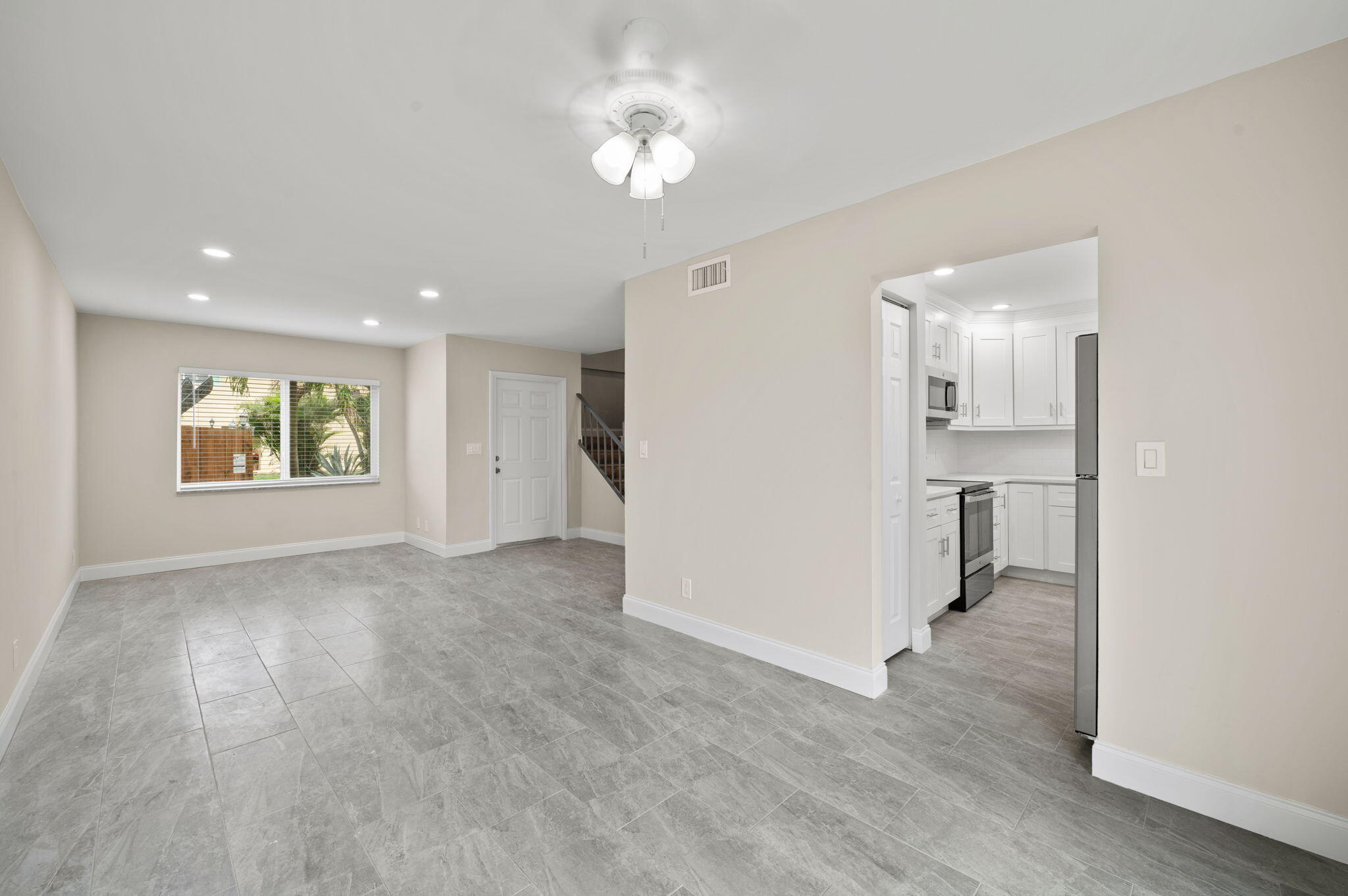 1600 Northwest 15th Avenue, Unit 8 Boca Raton, FL 33486 - Photo 4 of 23 10-web-or-mls-1600-nw-15th-ave-8