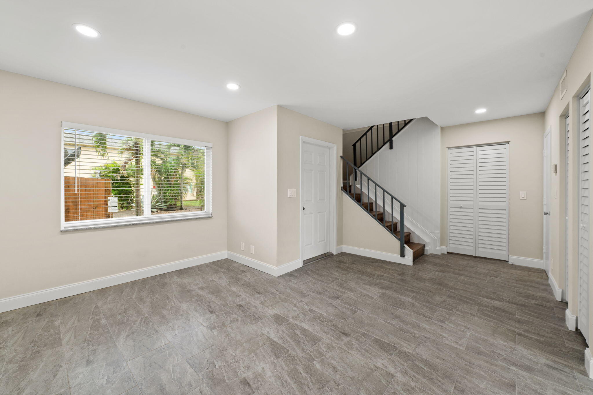 1600 Northwest 15th Avenue, Unit 8 Boca Raton, FL 33486 - Photo 9 of 23 5-web-or-mls-1600-nw-15th-ave-8