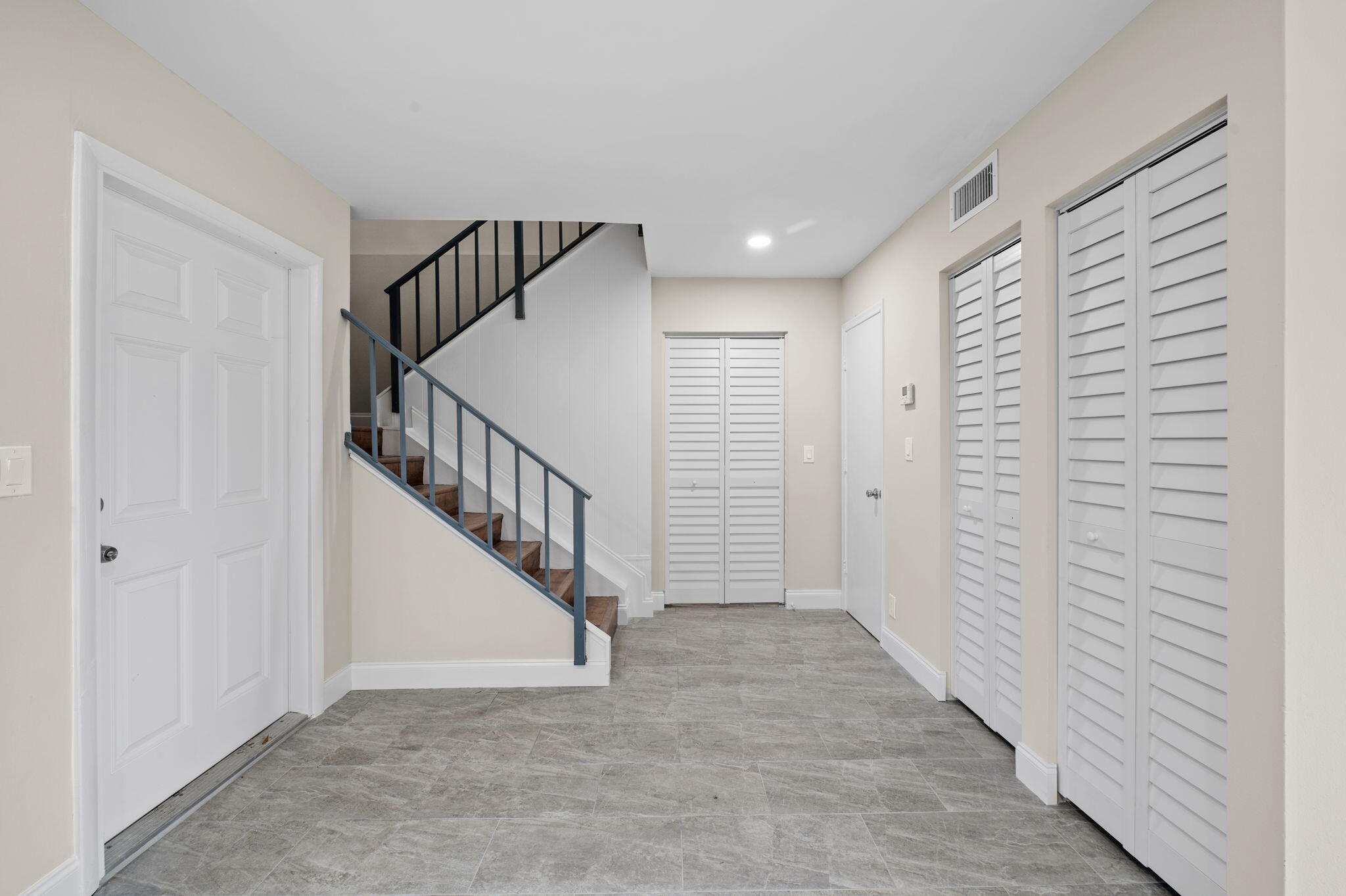 1600 Northwest 15th Avenue, Unit 8 Boca Raton, FL 33486 - Photo 10 of 23 6-web-or-mls-1600-nw-15th-ave-8