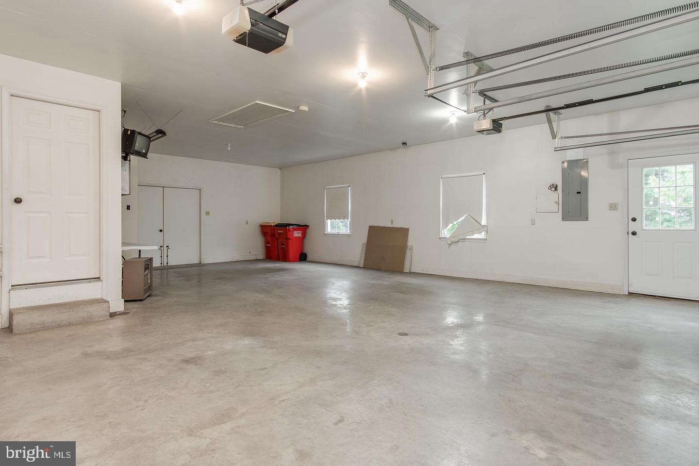 15529 Dellinger Road Williamsport, MD 21795 - Photo 42 of 42 Oversized Attached Garage