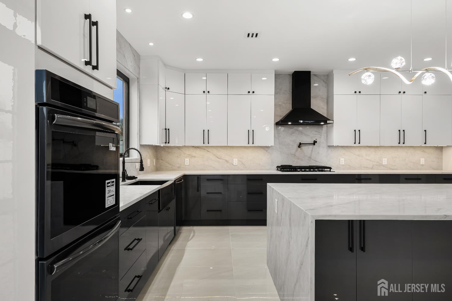 6 Knollwood Road Edison, NJ 08817 - Photo 23 of 44