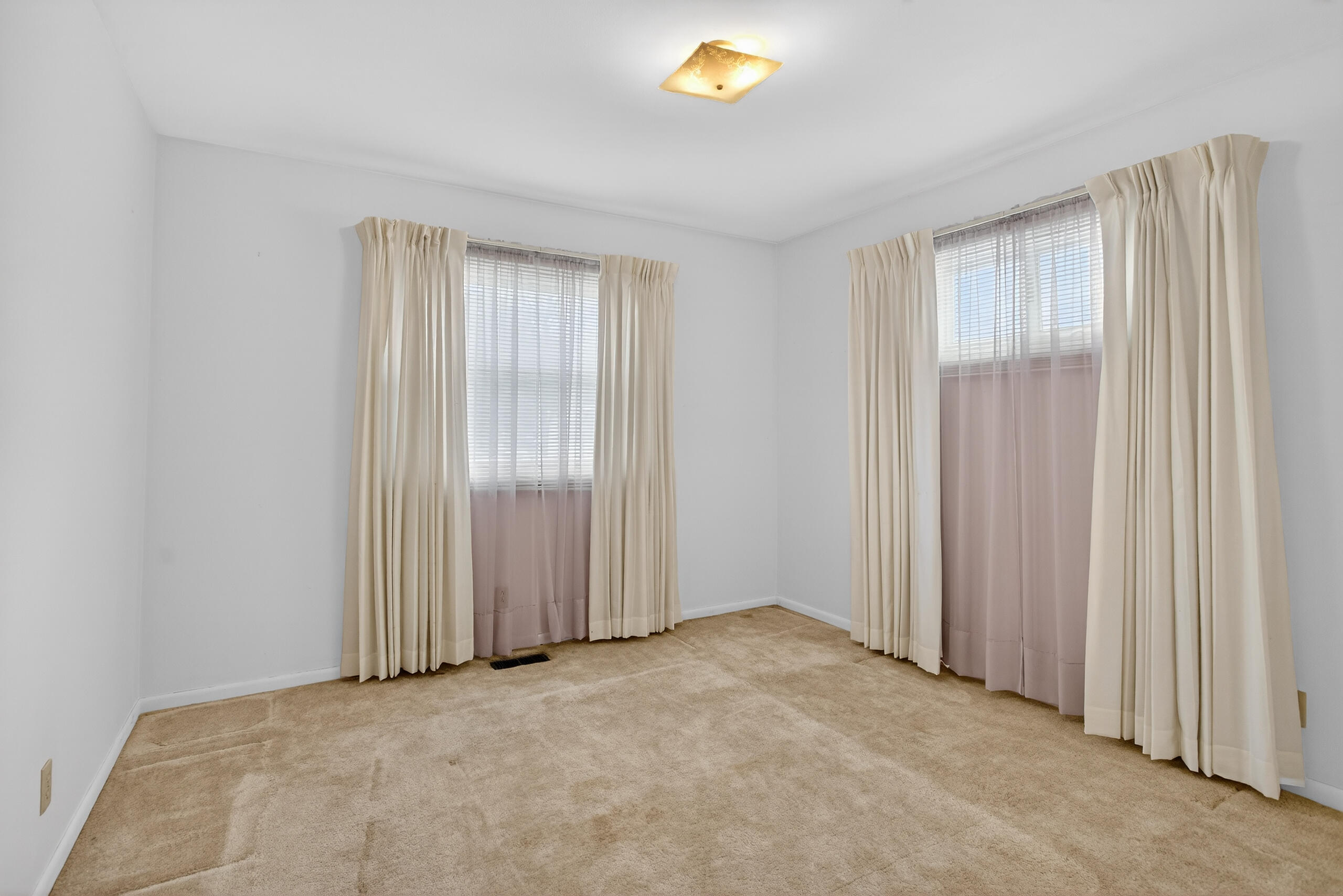 4934 Warsaw Street Jackson, MI 49201 - Photo 18 of 46 016_0N0A8200