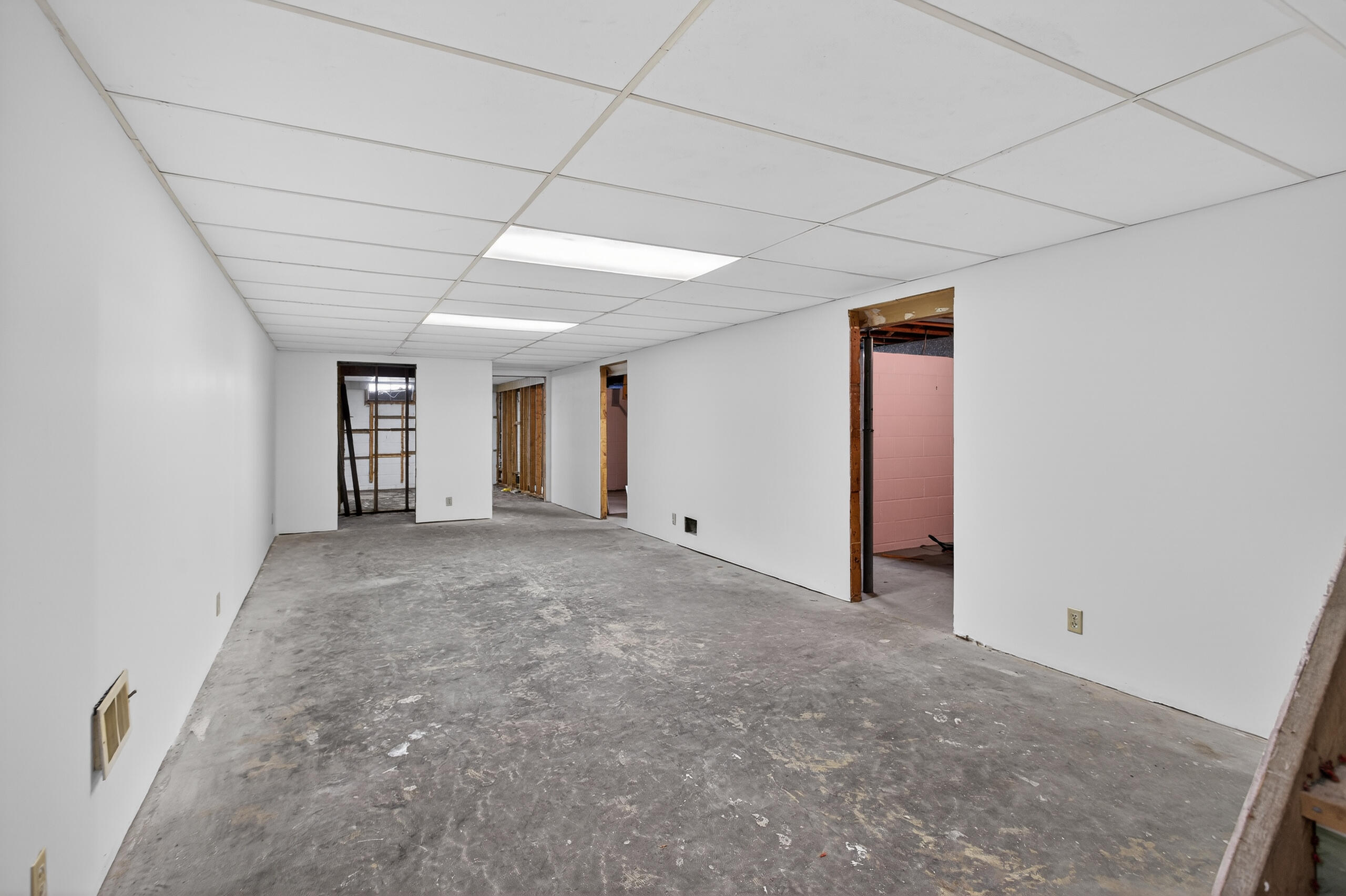 4934 Warsaw Street Jackson, MI 49201 - Photo 27 of 46 026_0N0A8228