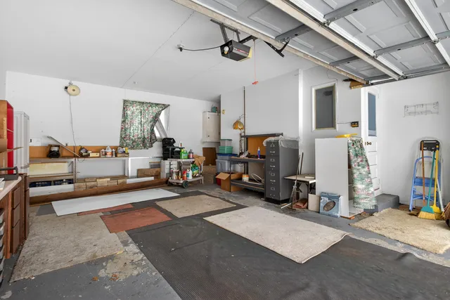 $300,000 | 4934 Warsaw Street, Jackson, MI 49201