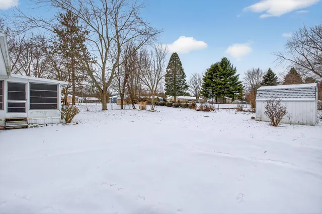 $300,000 | 4934 Warsaw Street, Jackson, MI 49201