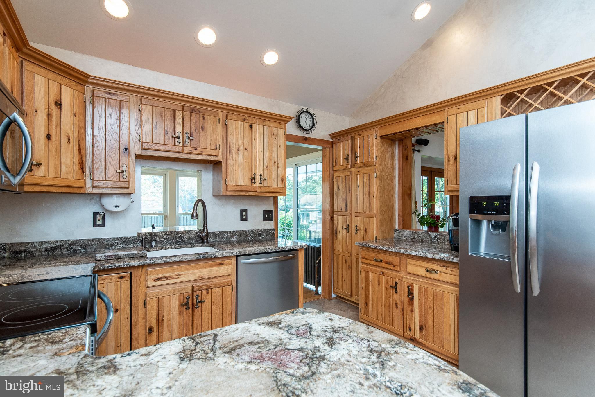 889 Maple Tree Road Severn, MD 21144 - Photo 14 of 63 Kitchen