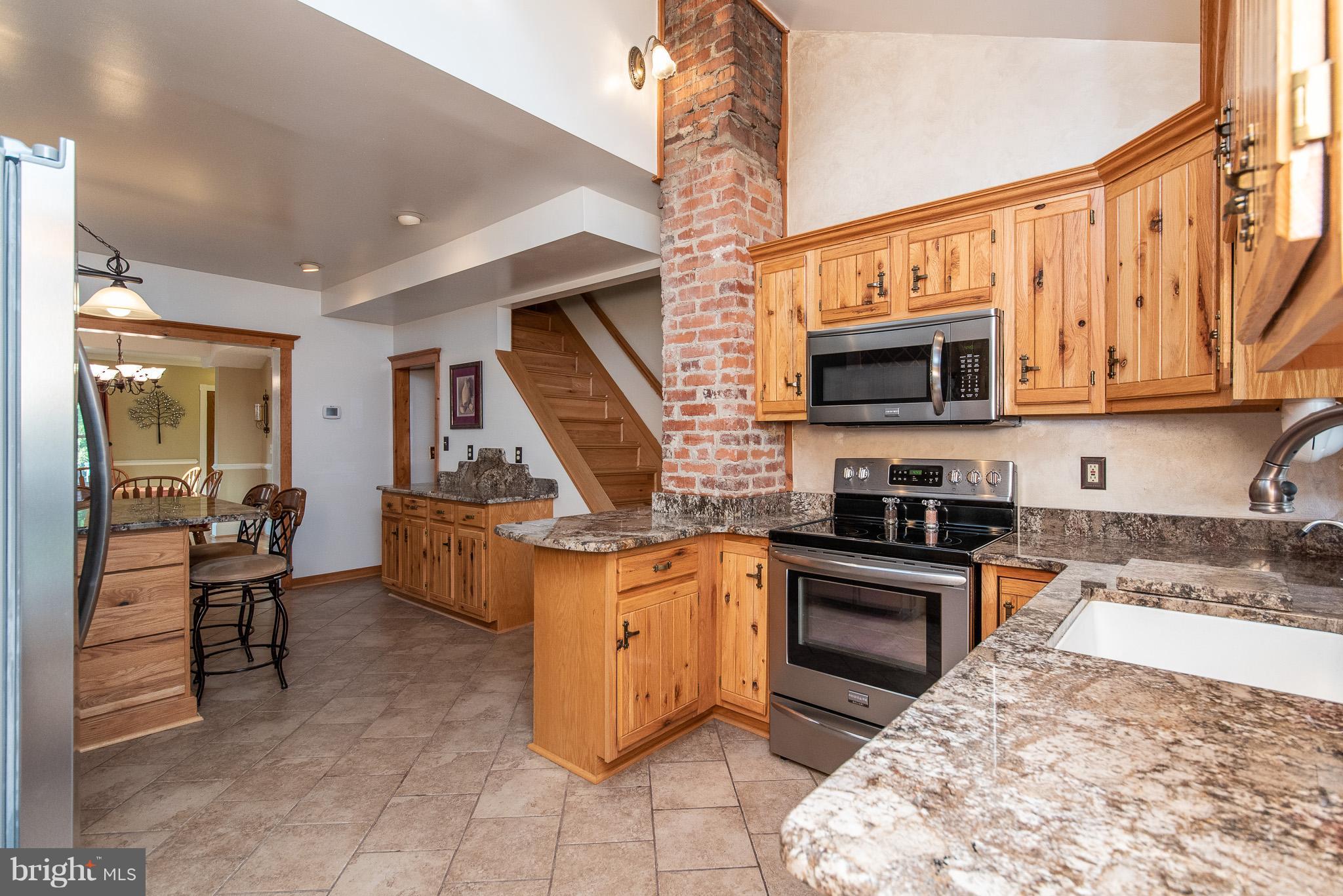 889 Maple Tree Road Severn, MD 21144 - Photo 16 of 63 Kitchen