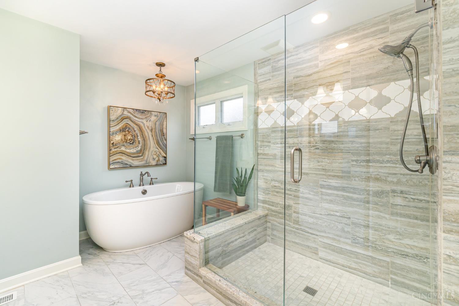 8871 Montgomery Road Cincinnati, OH 45236 - Photo 16 of 33 Gallery Image 16