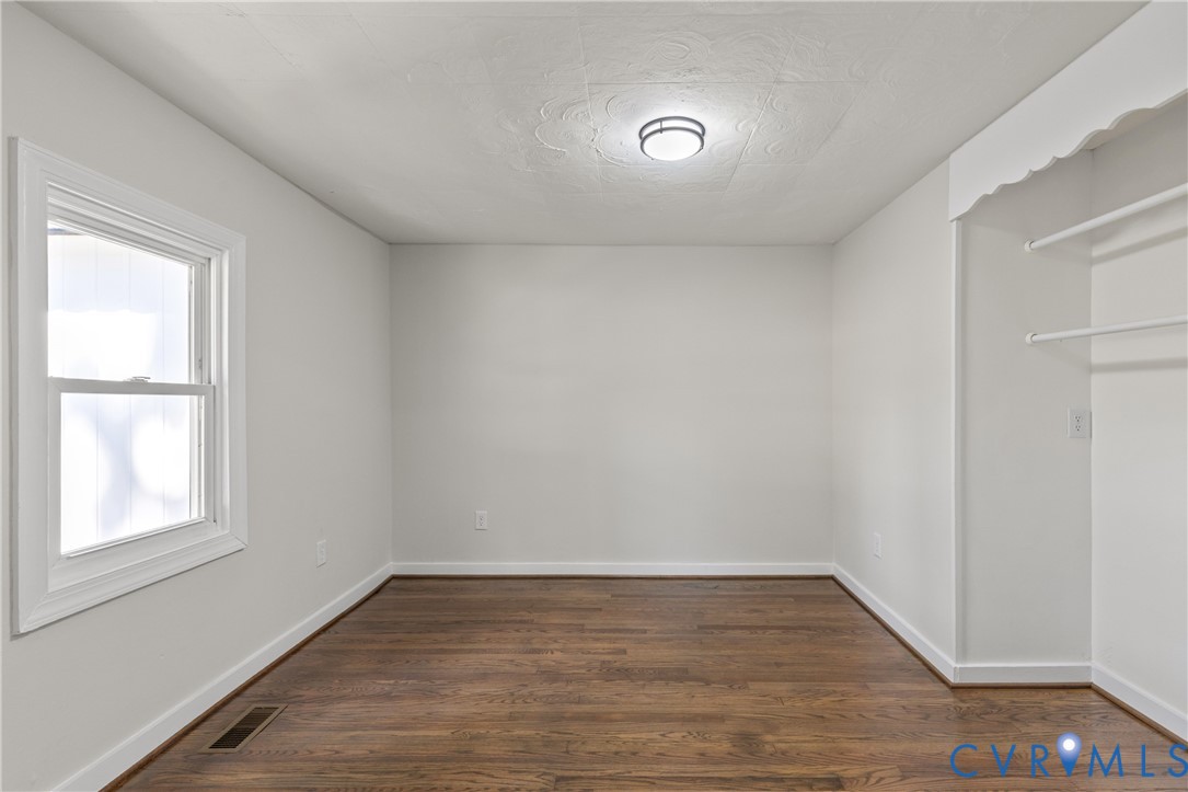 8409 Hopkins Road North Chesterfield, VA 23237 - Photo 11 of 51 Gallery Image 11