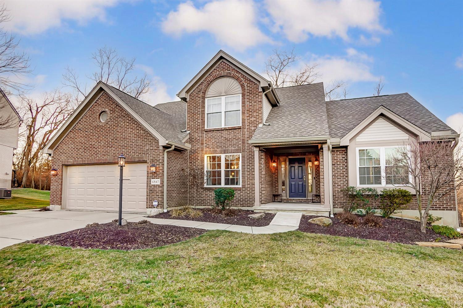 6847 Legacy Ridge Lane Cincinnati, OH 45248 - Photo 2 of 74 Gallery Image 2