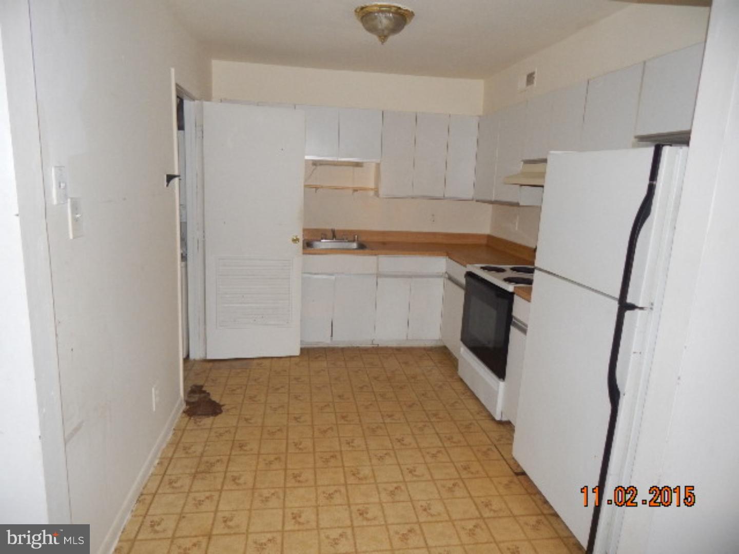 121 Chaucer Road Mount Laurel, NJ 08054 - Photo 4 of 12
