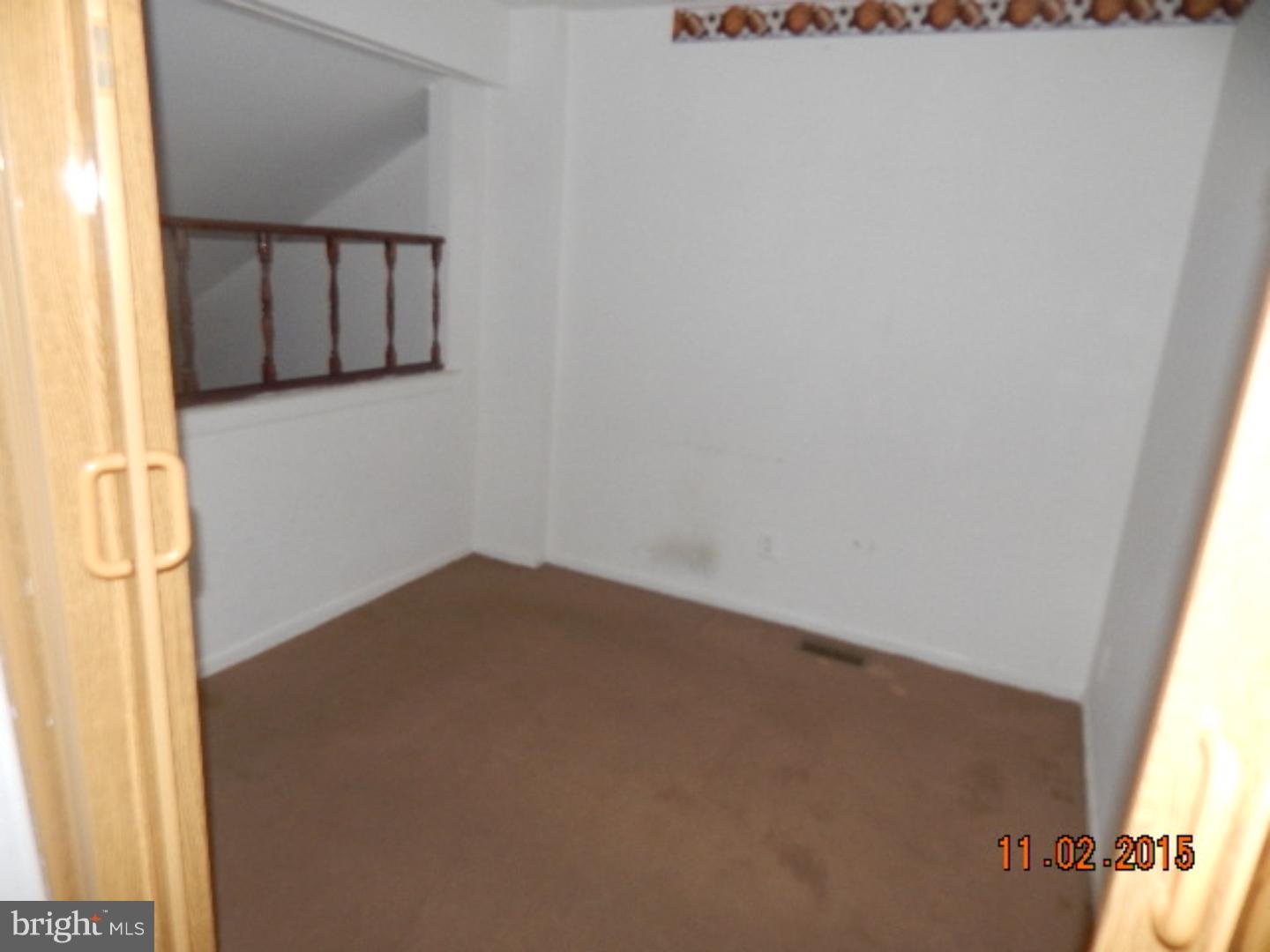 121 Chaucer Road Mount Laurel, NJ 08054 - Photo 5 of 12