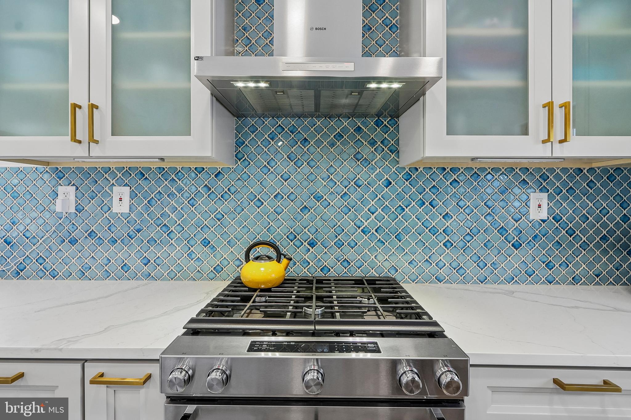 820 Philadelphia Avenue Silver Spring, MD 20910 - Photo 11 of 55 Kitchen
