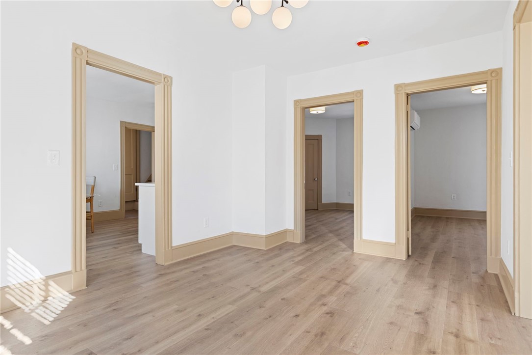 18 Barney Street, Unit 2 Newport, RI 02840 - Photo 21 of 33